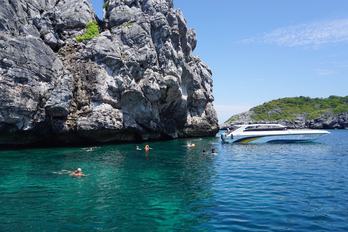 Snorkelling in Ang Thong National Marine Park